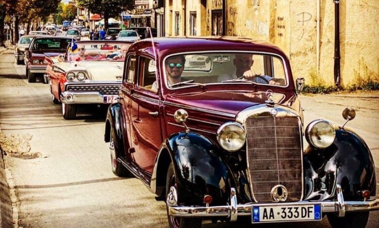 “OldTimer & Retro Fest 2022” zbarkon në Durrës